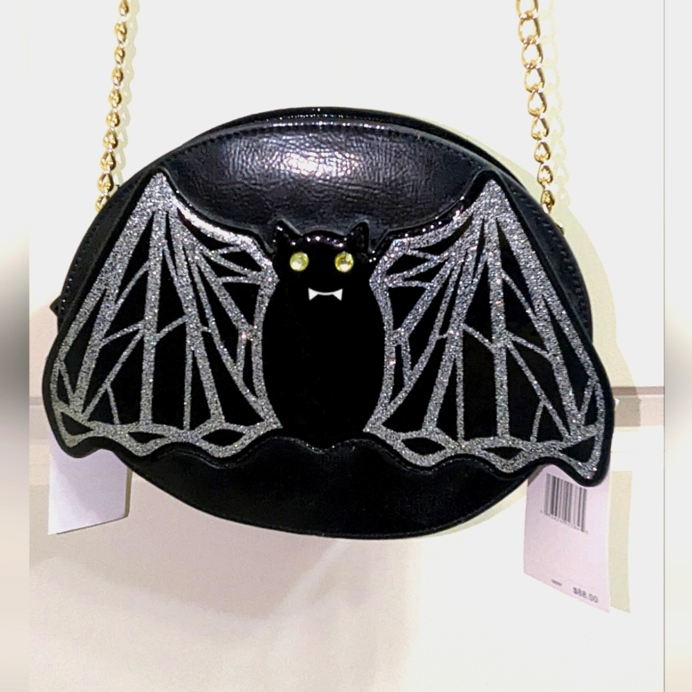 Bestey Johnson Bat Bag